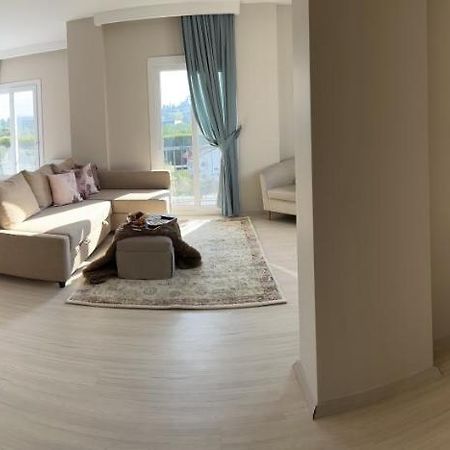 B. Equine Range Hotel Нарлидере Экстерьер фото